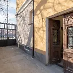Stylish Stay - 2Bdr, 2Bthr+ Free Parking
